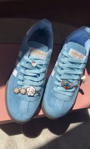 Tênis Adidas Feminino - Cor azul Detalhes Zafira